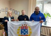 В канун знаменательной даты 80-й годовщины Великой Победы ребята из Чебоксар приняли самое деятельное участие в благородной инициативе под названием «Наследники Победы». Учащиеся различных образовательных учреждений столицы Чувашии активно откликнулись на призыв поддержать ветеранов и почтить их бессмертный подвиг, создавая собственными руками оригинальные сувениры аккуратные броши из георгиевской ленты.