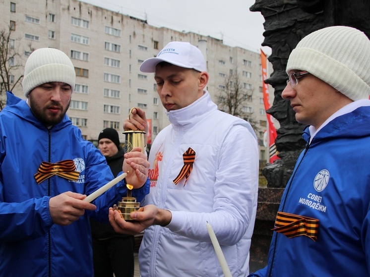 «Россети Центр и Приволжье» доставили в Кировскую область частицу Вечного огня от Мемориала героям-энергетикам