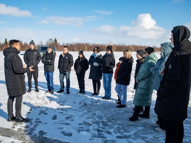 Школьники и студенты НАО побывали в воинской части