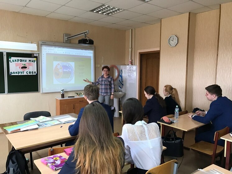 Юные экологи обсудили утилизацию отходов и запечатлели красоту природы