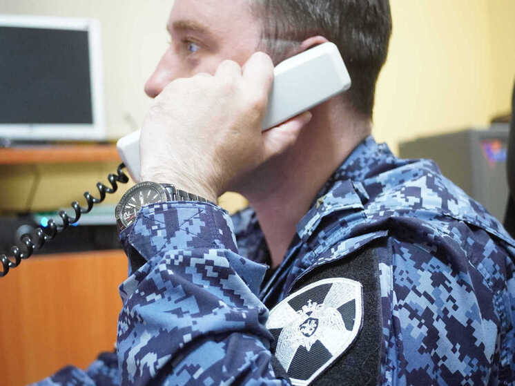 Росгвардеец из НАО предотвратил пожар в большом доме