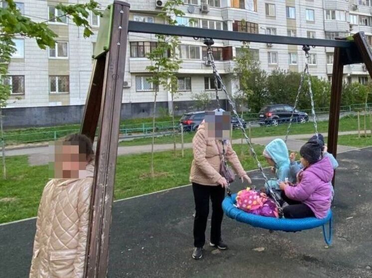 В Одинцово 10-летняя девочка серьезно травмировалась после падения с качели на детской площадке