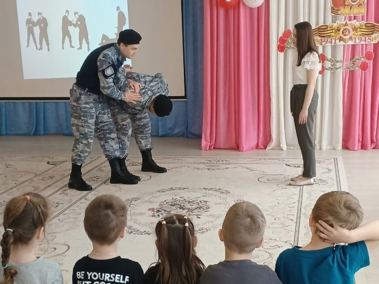 Калужские судебные приставы посетили детский сад