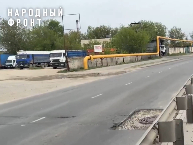 Орловские автомобилисты жалуются на ямы на двух дорогах в Заводском районе
