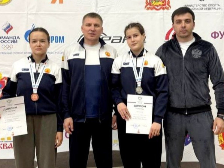 Две медали выиграли спортсменки Чувашии на юниорском первенстве России по борьбе