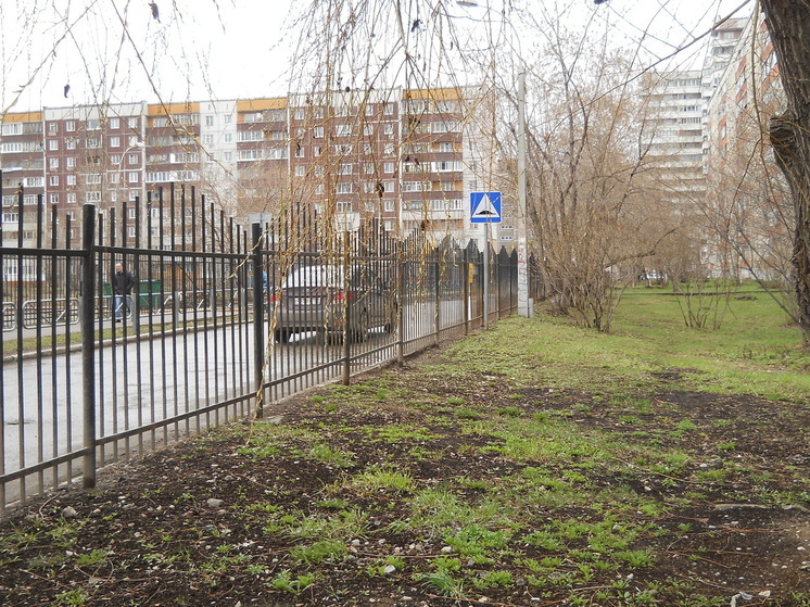 В Перми за сезон обновят дворовые территории десяти школ
