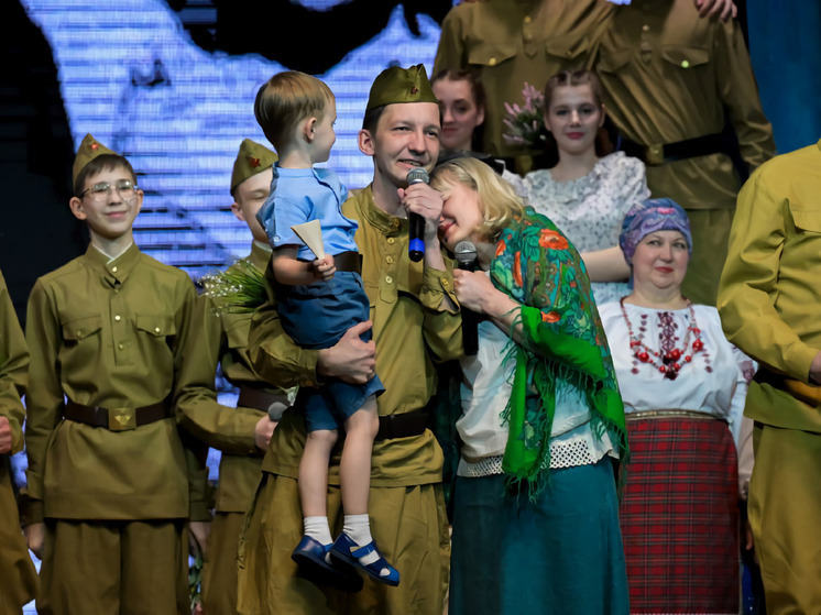 В Благовещенске «Салют Победы» посетили свыше 6 тысяч амурчан