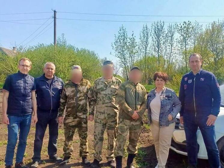 Бойцам в зону СВО из Андроповского округа отвезли посылки