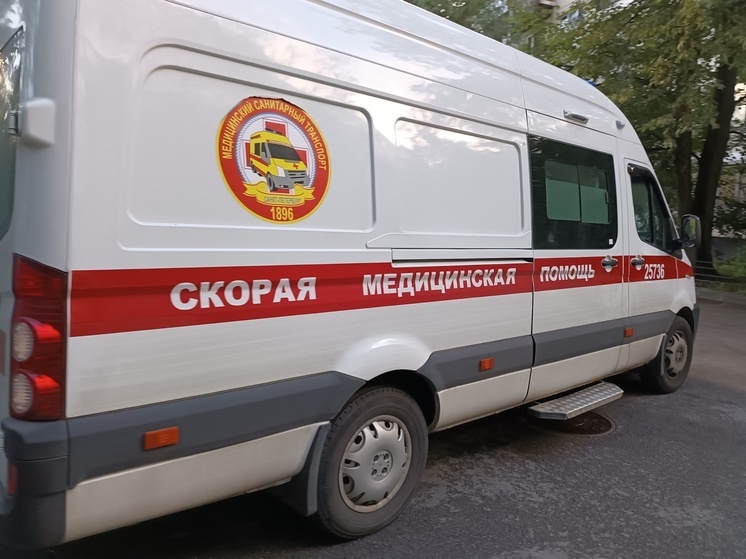 В Пушкине мужчина отделался ушибами, пролетев в сорвавшемся лифте