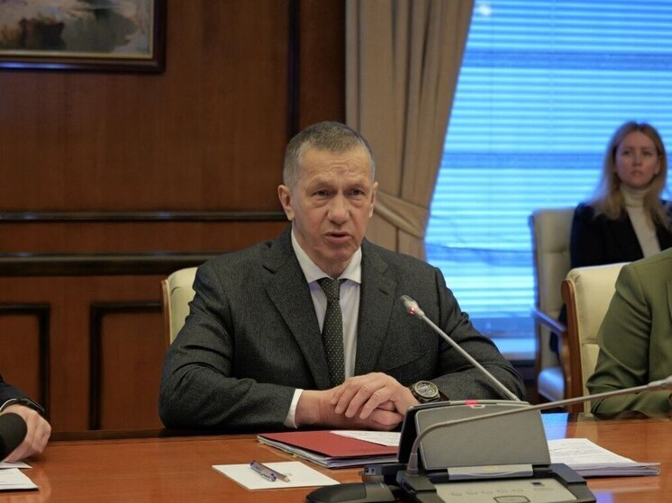 Юрий Трутнев поблагодарил хабаровчан за вклад в развитие округа в день весны и труда