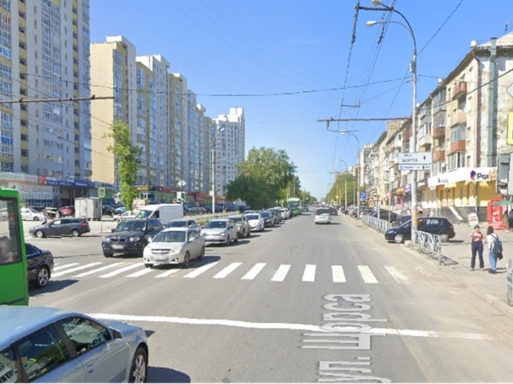 В Екатеринбурге иномарка насмерть сбила самокатчика