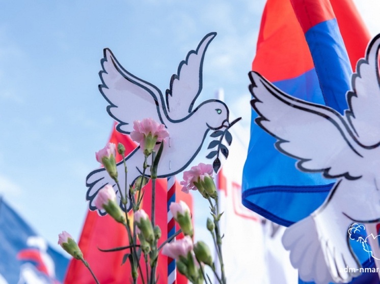 С Праздником Весны и Труда горожан поздравил глава Нарьян-Мара