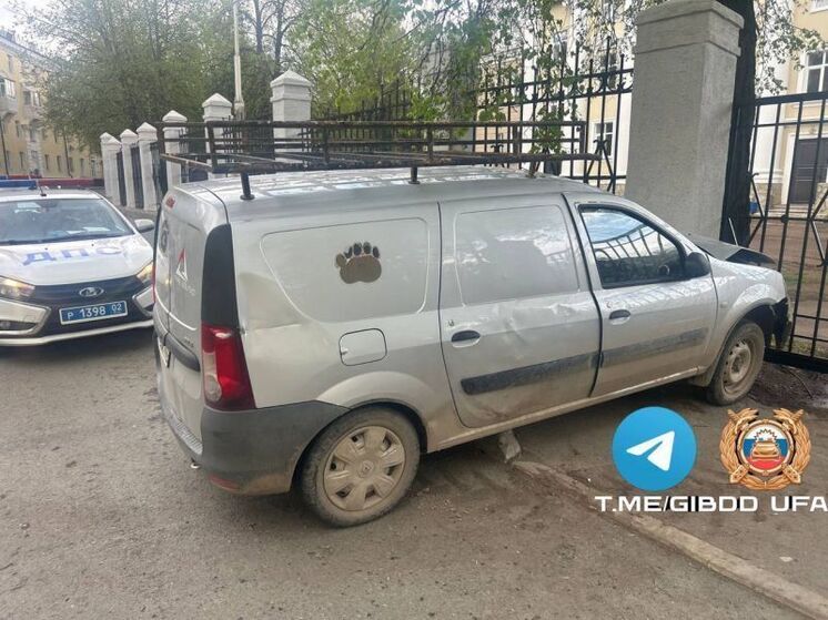 В Уфе пьяный водитель без прав устроил ДТП