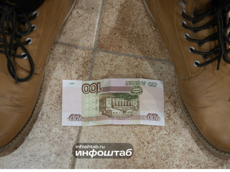 Астраханцы получат зарплату за май в полном объеме