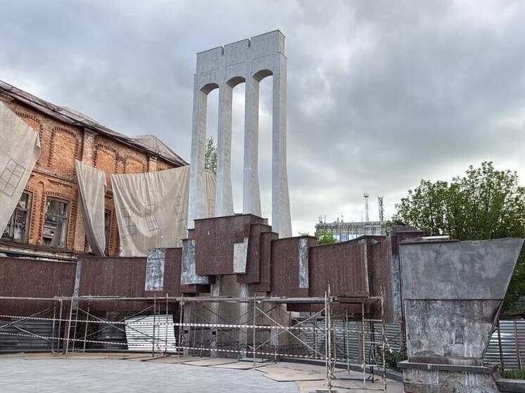 Во Владикавказе реставрируют мемориал «Осетия — ратная слава»