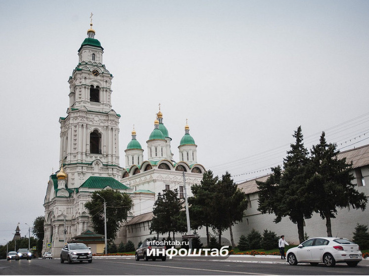 В АГУ прошло мероприятие, посвященное туркменским женщинам
