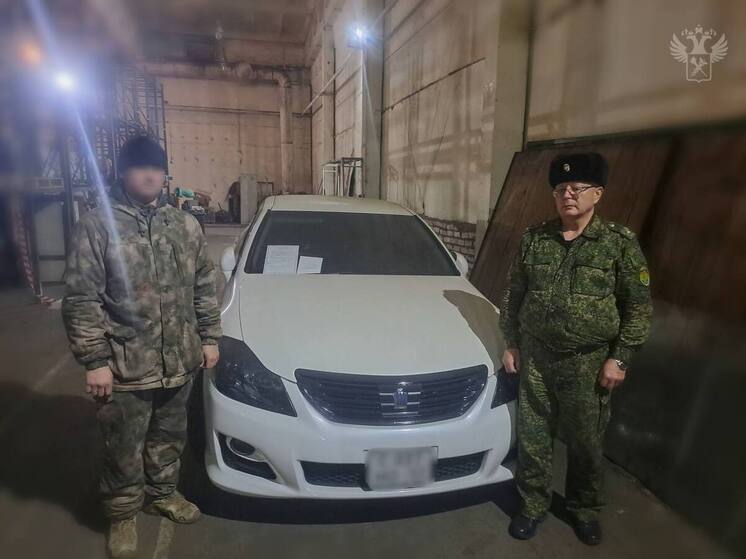 Таможенники Бурятии передали военным конфискованный автомобиль
