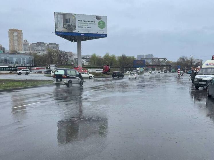 Оперативные службы в Приморье вышли на дежурство из-за непогоды