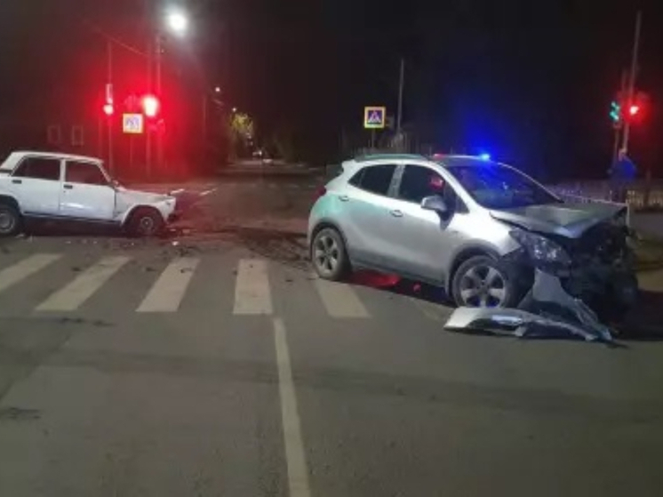 В ДТП пострадали три человека в Азове