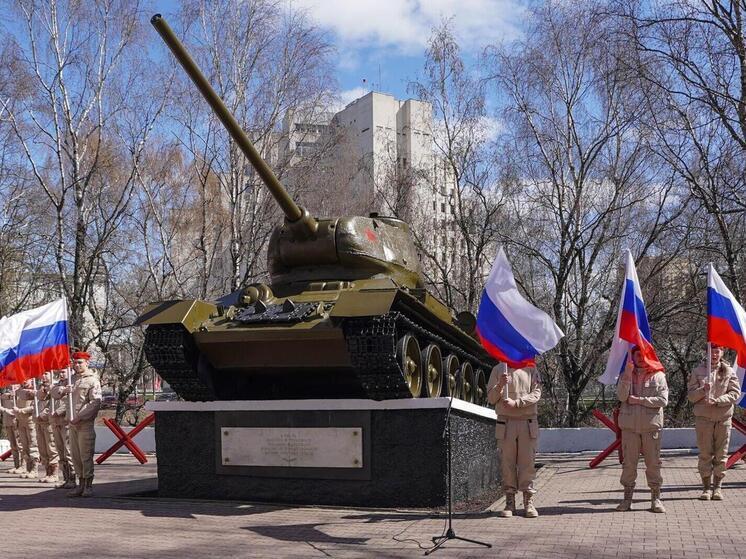 Танк Т-34 в Вологде открыли после ремонта