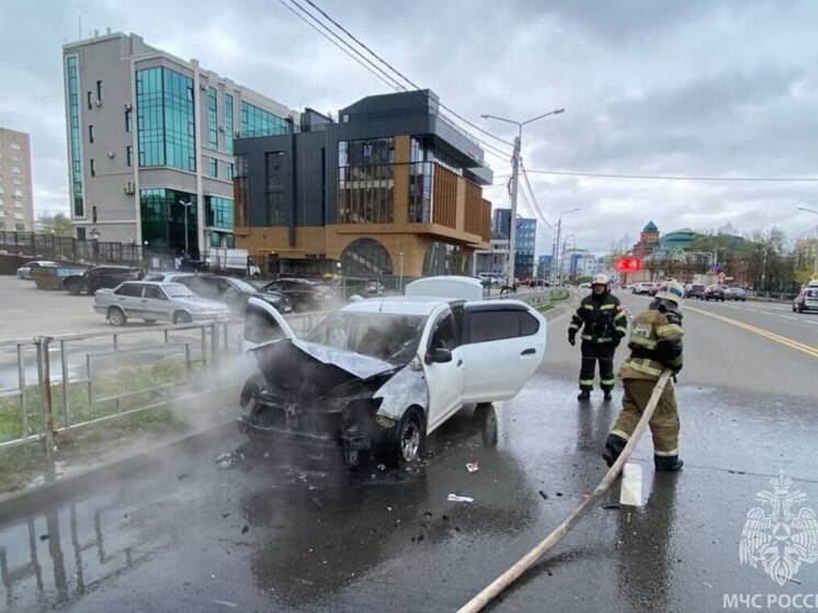В центре Иванова сгорел автомобиль