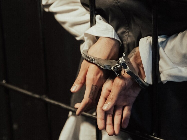 Уфимские полицейские задержали двух уличных грабителей