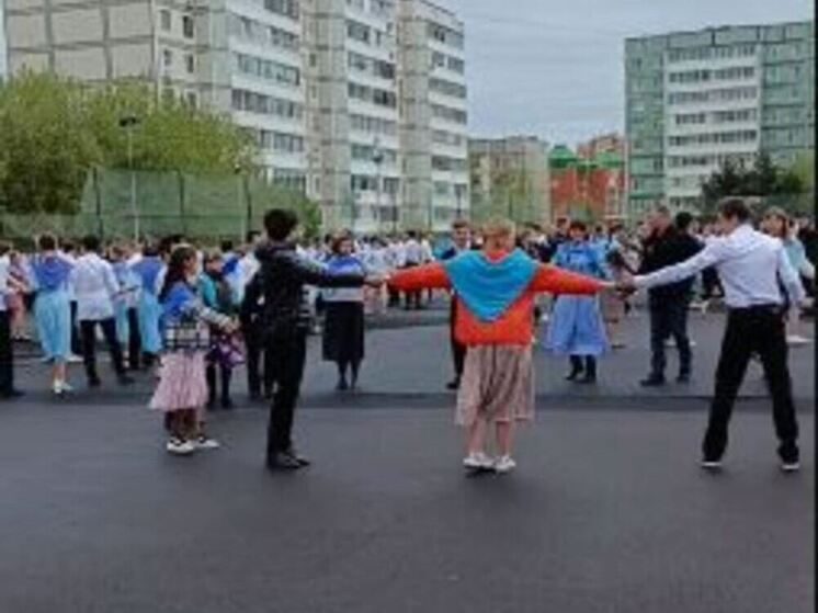 В Обнинске станцевали «Вальс Победы»