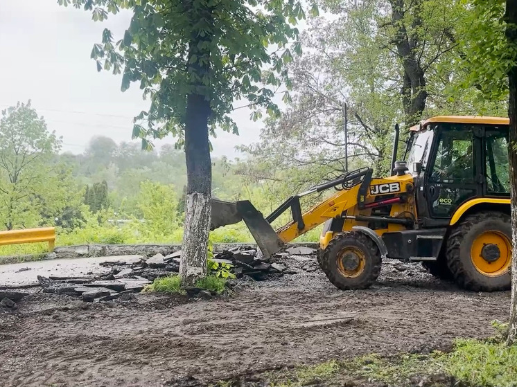 Во Владикавказе благоустраивают набережную Терека в районе улицы Колка Кесаева