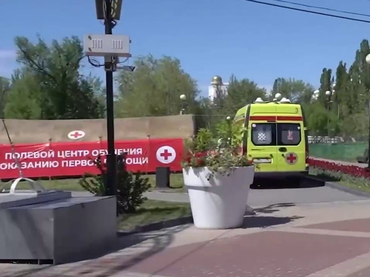 Гладков показал полевой центр обучения первой помощи в Белгороде