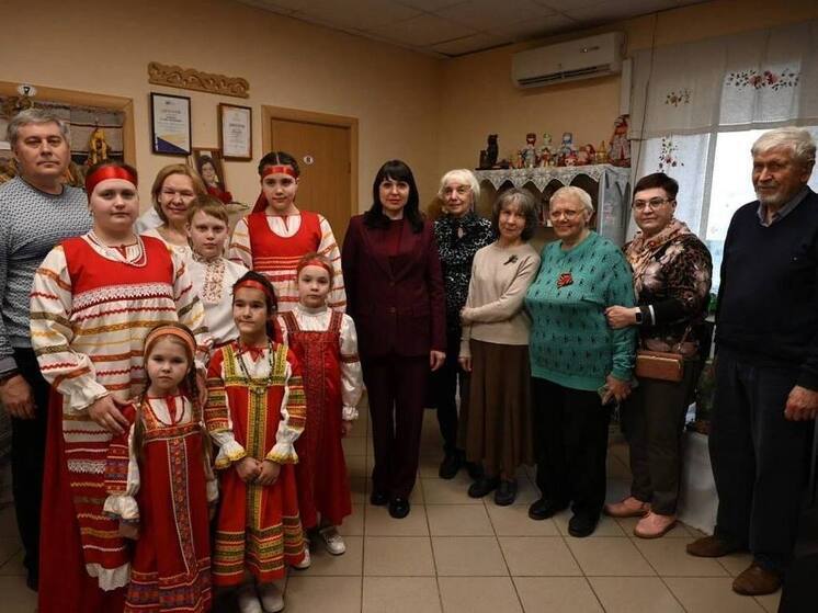 В Кукольном доме им. Галины Крюковой открылась выставка, посвящённая Дню Победы