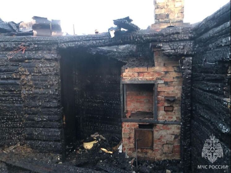 На пожаре в Иркутске пострадал мужчина