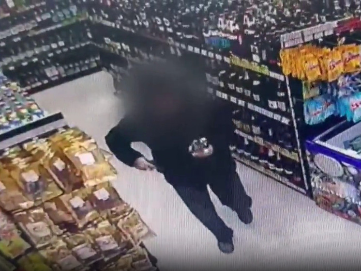 Вооруженный игрушечным пистолетом амурчанин ограбил магазин