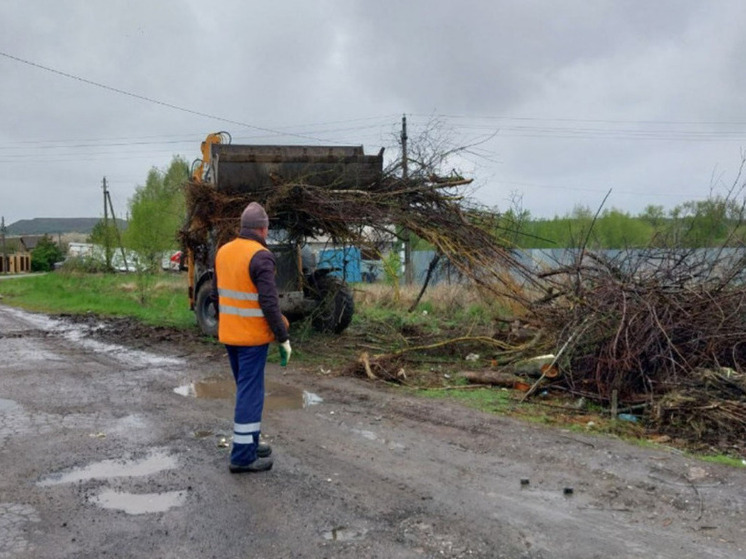 Коммунальные службы убирают Тулу в круглосуточном режиме