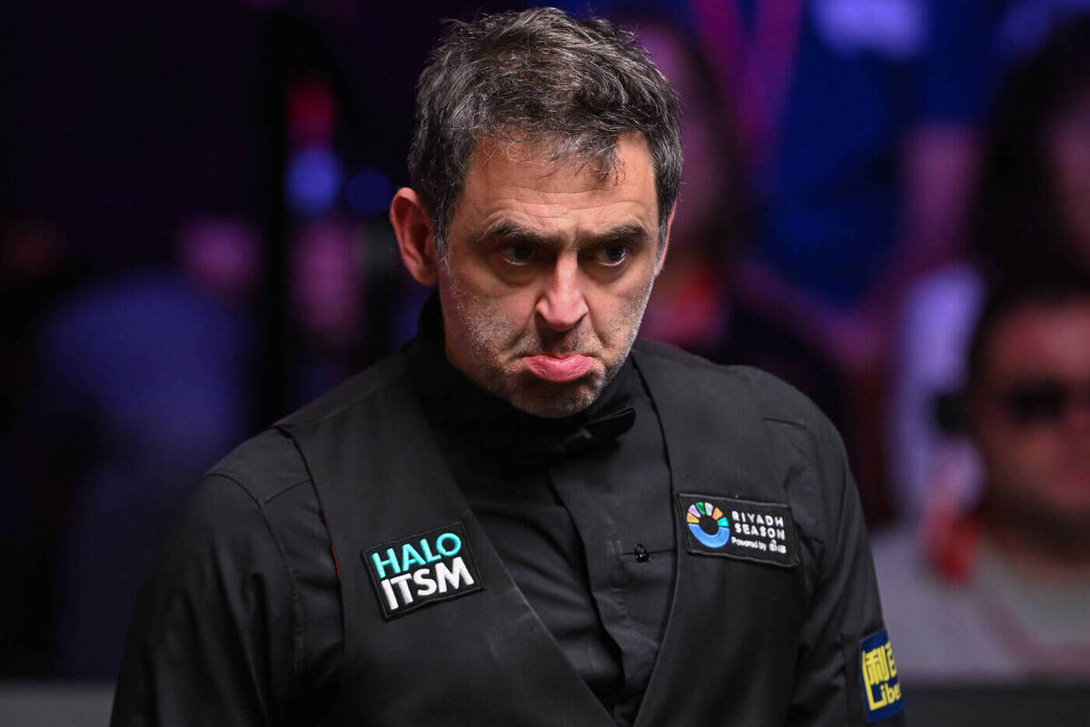 Ронни О'Салливан проиграл китайскому любителю в полуфинале чемпионата мира.