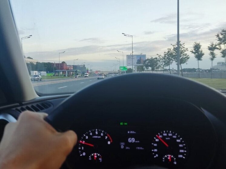 В Приозерском районе сотрудники МЧС провели профилактические беседы с водителями