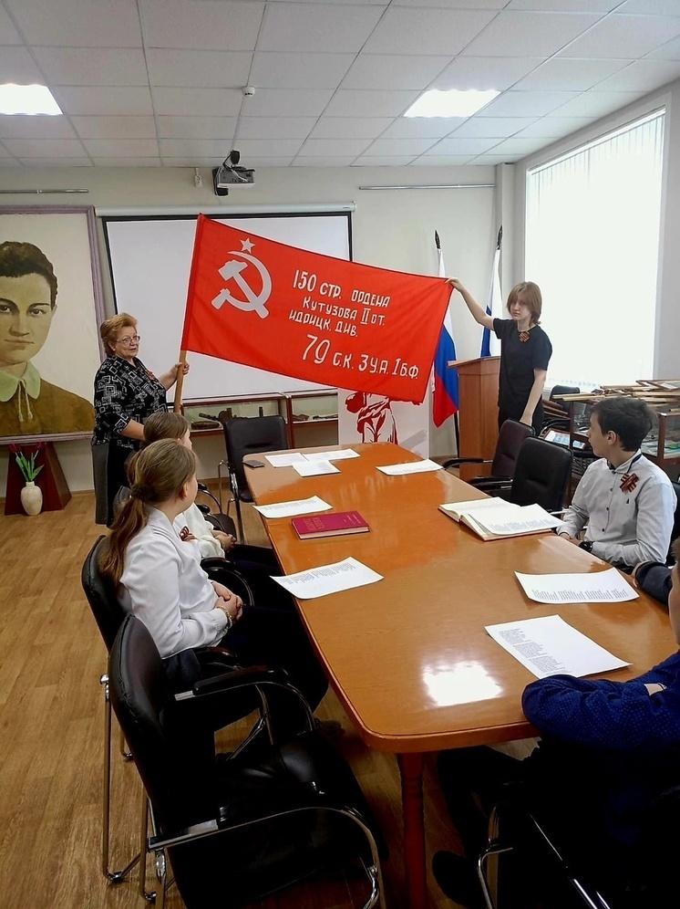Тамбовским школьникам рассказали о Знамени Победы