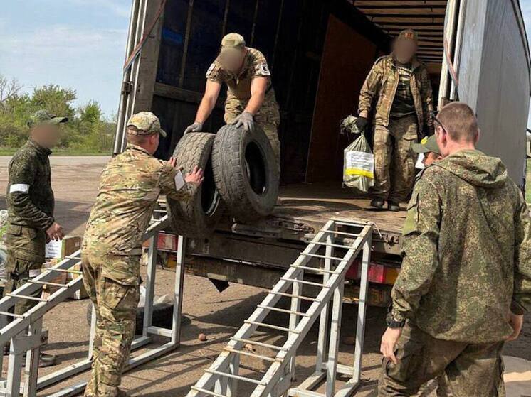Калужане передали солидный гумгруз на передовую
