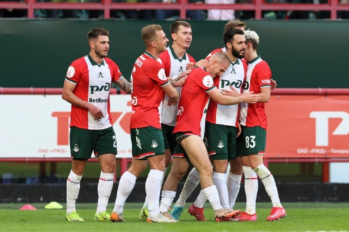 «Локомотив» в меньшинстве сыграл вничью в Москве с «Оренбургом».