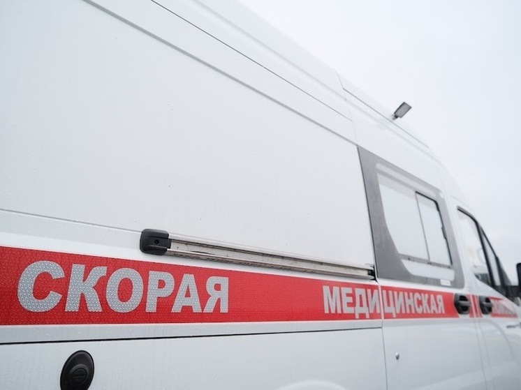 В Волгоградской области легковушка съехала в кювет