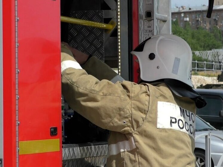 Крупный пожар ликвидировали в Светлоярском районе Волгоградской области