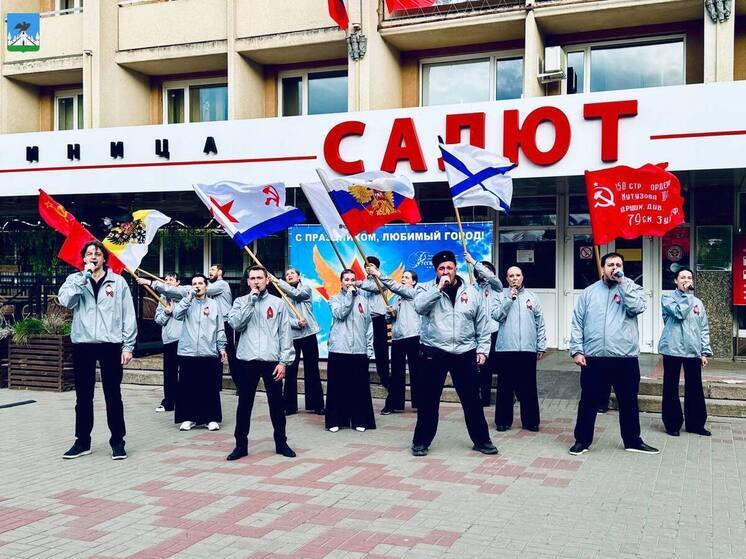 Артисты театра «Русский стиль» выступили в Орле в честь 80-летия Победы