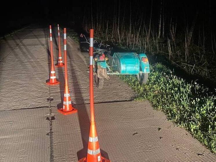 В Новгородском округе подросток упал с мотоцикла и оказался в больнице