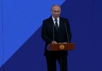 Президент России Владимир Путин заявил, что фундаментом будущего страны является морально-нравственная основа самосознания россиян