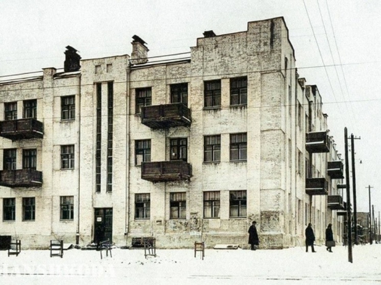 Почему с площади Ленина исчез «Дом металлистов», объяснили волгоградцам