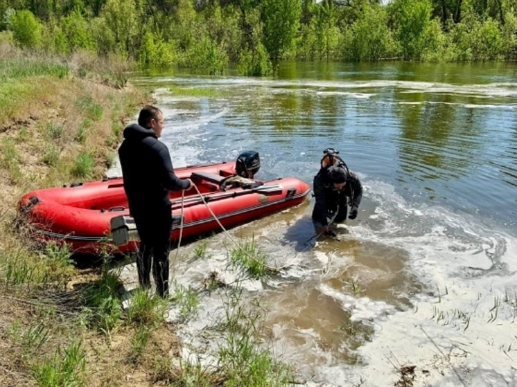  В Волгоградской области водолазы ищут тело утонувшего 64-летнего мужчины