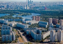 Жителям Москвы сообщили, что 5 мая в столице ожидается сильный ветер, порывы которого могут достигать 16 метров в секунду, сообщает mos