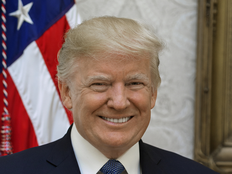 Трамп отказал американскому СМИ в ответе на вопрос о переговорах с Путиным