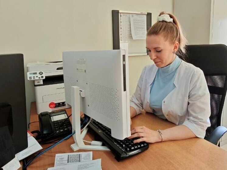 Третий врач-онколог начал работать в Чукотской окружной больнице