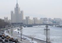 Ведущий специалист центра погоды "Фобос" Евгений Тишковец сказал, что 9 мая в Москве не исключен мокрый снег, сообщает РИА Новости