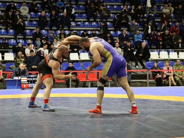 Студент СГУОР Тамерлан Тапсиев стал серебряным призером чемпионата СКФО во Владикавказе